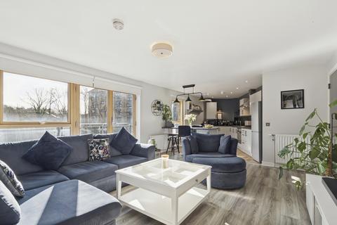 2 bedroom flat for sale, 3/2 16 Holmbank Avenue, Shawlands, Glasgow, G41 3JH