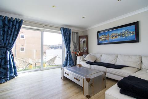 undefined, Chandlers Way, Penarth
