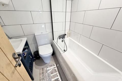 undefined, Valley Drive, Great Sutton