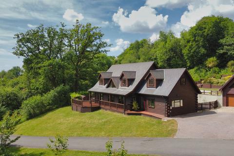 4 bedroom detached house for sale, Thistledome, 25 Oakmead Road, Llanharan, CF72 9FB