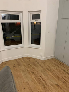 1 bedroom in a house share to rent, Pretoria Avenue, London E17