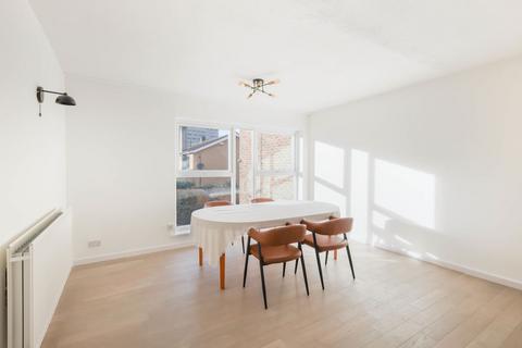 2 bedroom apartment for sale, Albany Mews, Montagu Avenue, Gosforth, Newcastle Upon Tyne
