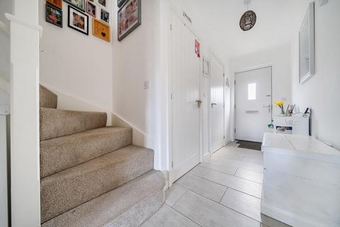 undefined, Pippin Close, Cranleigh