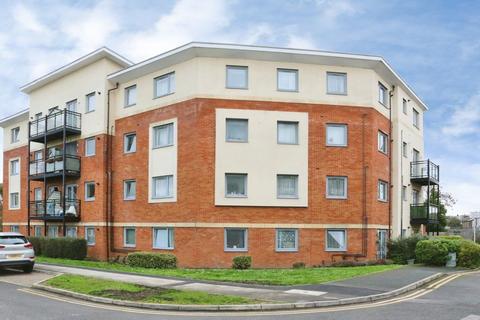 2 bedroom apartment for sale, Denton Way, Langley