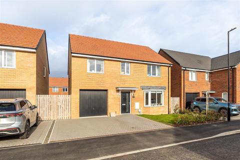 4 bedroom detached house for sale, Poppy Place, Great Park, NE13