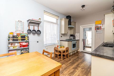 3 bedroom end of terrace house for sale, St. Georges Road, Southsea