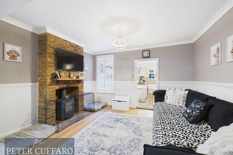 2 bedroom terraced house for sale, South Street, Ware SG12