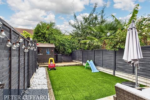 2 bedroom terraced house for sale, South Street, Ware SG12