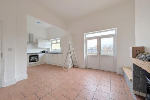 undefined, To Let - Linaker Street, Southport - Five Bedroom Detached