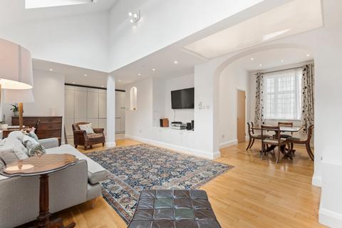 3 bedroom terraced house to rent, Clareville Street, South Kensington, London