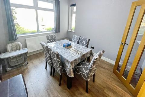 3 bedroom semi-detached house for sale, The Crescent, Westhoughton, Bolton