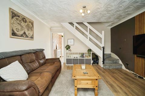 2 bedroom semi-detached house for sale, Ashwood Avenue, Wigan, WN2