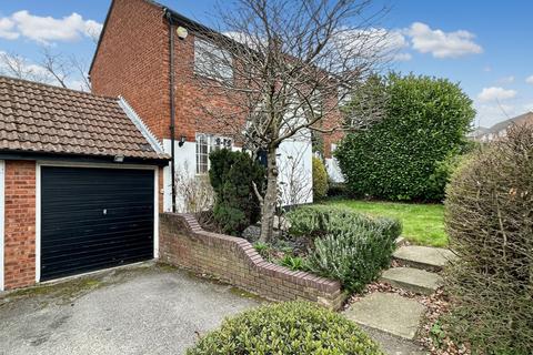 3 bedroom end of terrace house for sale, Dorset Way, Billericay CM12