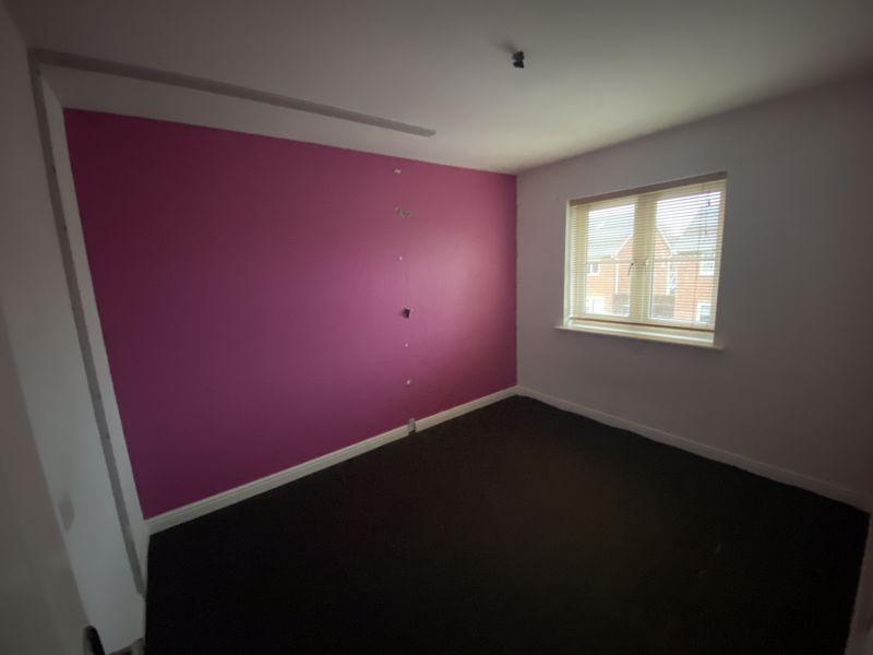 Bed 2 (Rear)
