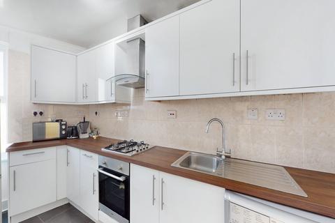 1 bedroom flat for sale, Pinner, Greater London HA5