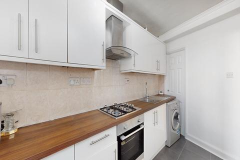 1 bedroom flat for sale, Pinner, Greater London HA5