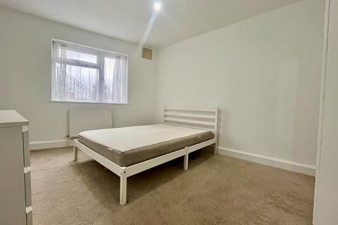 1 bedroom flat for sale, Pinner, Greater London HA5
