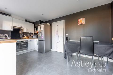 3 bedroom semi-detached house for sale, Avocet Rise, Sprowston, Norwich, NR7