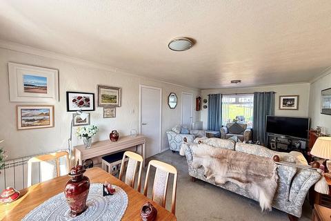 undefined, Merrick Place, Symington
