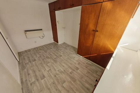 1 bedroom terraced house for sale, Rushes Mead, Uxbridge