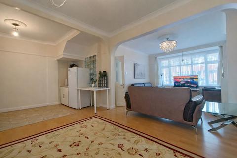 3 bedroom terraced house for sale, Larkswood Road, Chingford, E4