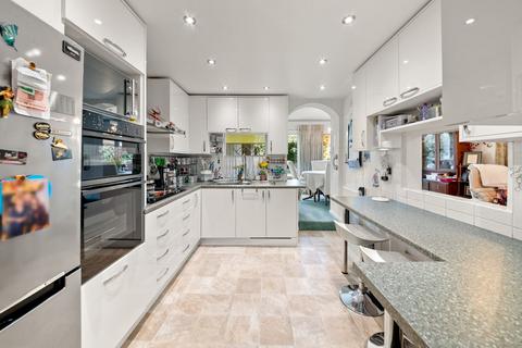 3 bedroom terraced house for sale, Roxeth Grove, Harrow