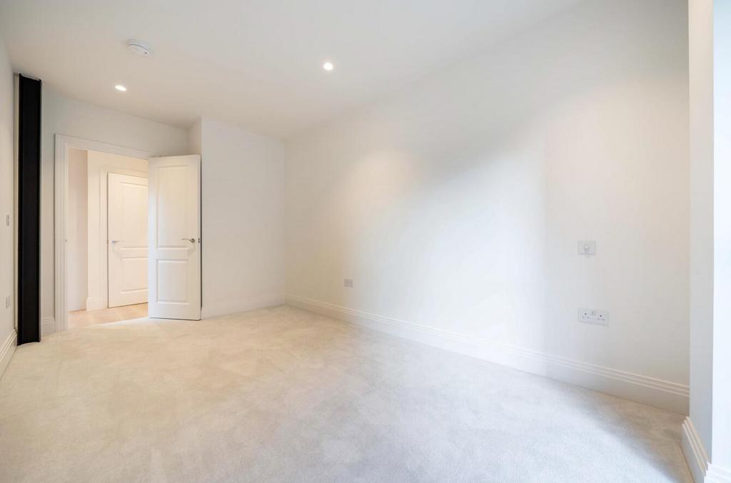 Bedroom.jpg