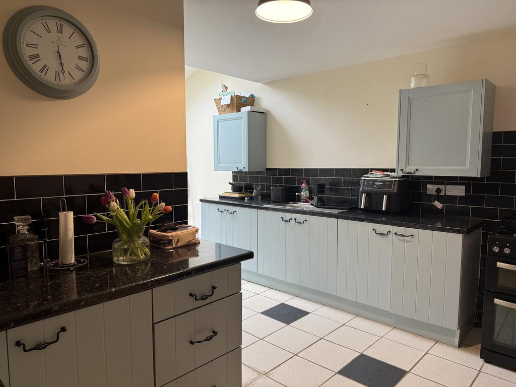 Kitchen 2