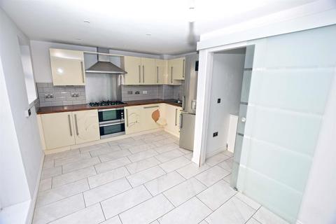 3 bedroom townhouse for sale, Toad Hall Crescent, Chattenden, Rochester