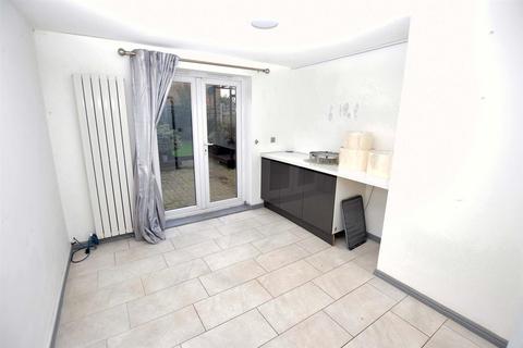 3 bedroom townhouse for sale, Toad Hall Crescent, Chattenden, Rochester