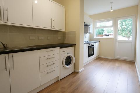 Property to rent, Studio - Edmonton N9