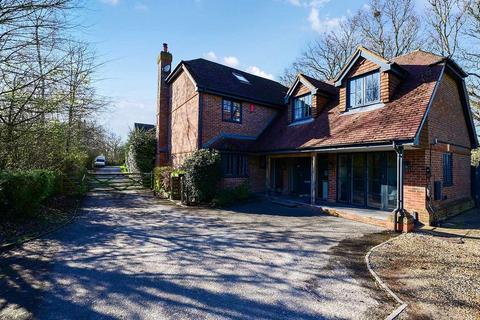undefined, Little Binfields, Basingstoke RG24