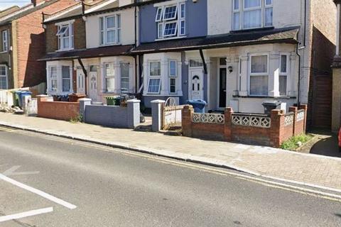 Byron Road, Wealdstone, HA3