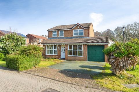 3 bedroom detached house for sale, Seaton Park, Runcorn, WA7