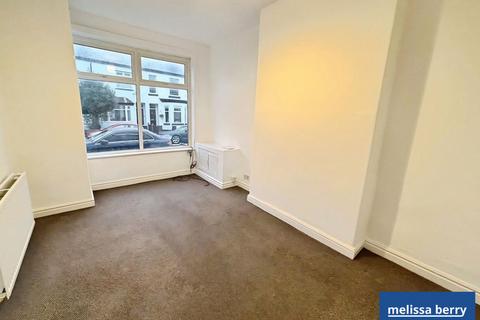 2 bedroom terraced house for sale, Princess Road, Manchester M25