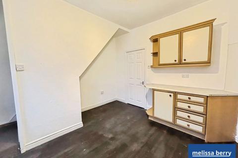 2 bedroom terraced house for sale, Princess Road, Manchester M25