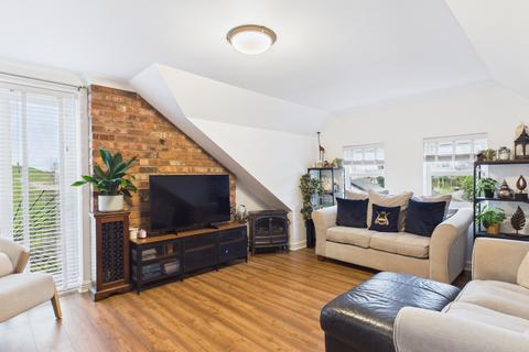 2 bedroom flat for sale, Matley Court Mottram Road, Stalybridge, SK15 2SA