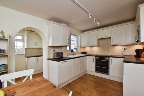 undefined, Chiselbury Grove, Harnham                 *VIDEO TOUR*