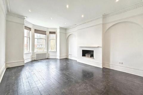 2 bedroom property to rent, 11 Claremont Gardens, Surbiton