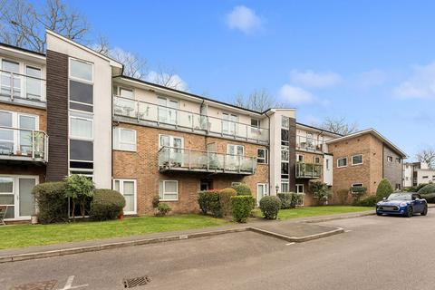 2 bedroom apartment for sale, Embercourt Road, KT7