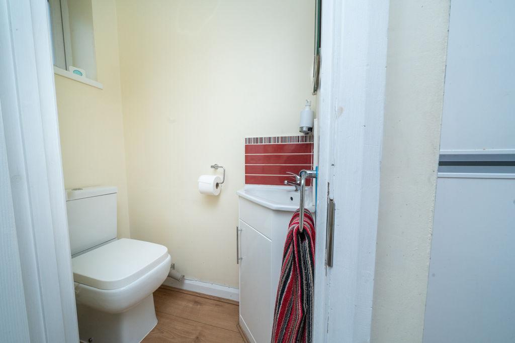 Guest cloakroom