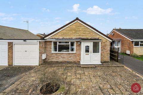 2 bedroom detached bungalow for sale, Hardwick Avenue, Kidlington OX5
