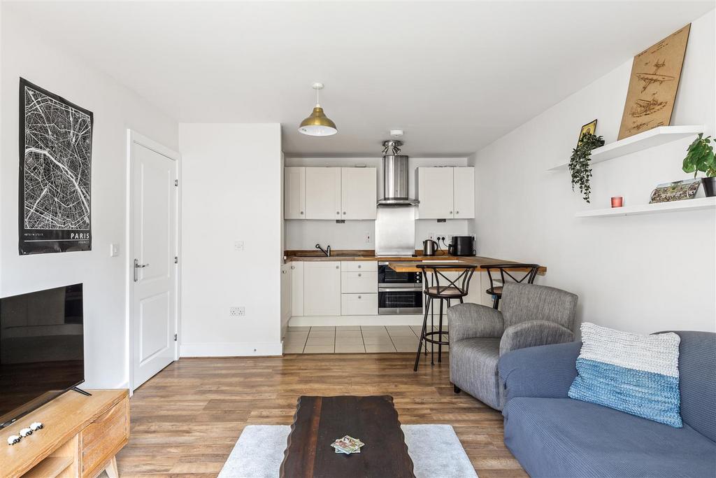 10 Woodcote House-14.jpg