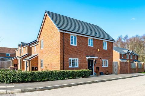 White Bridge Close, Wigan WN6