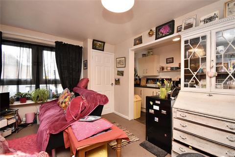 undefined, Richmond Avenue, Royton, Oldham, Greater Manchester, OL2