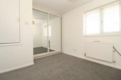 2 bedroom house to rent, Lincroft, Bedford MK43