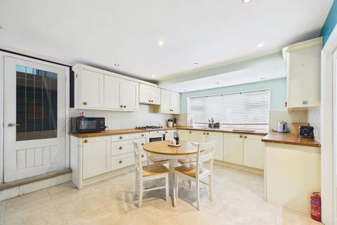 5 bedroom detached house for sale, 78 Limekiln Lane, Newport TF10