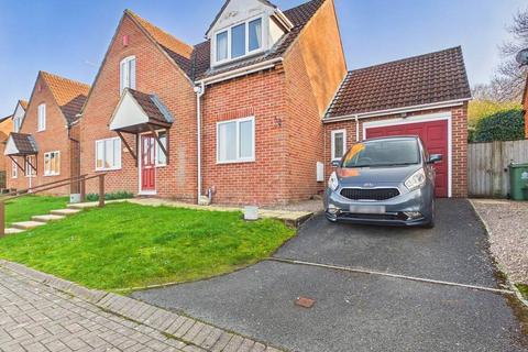 undefined, Laurel Farm Close, Gloucester, Gloucestershire, GL4