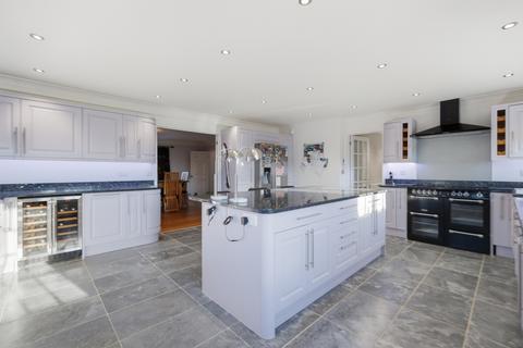 5 bedroom detached house for sale, Dynes Hall Road, Great Maplestead, CO9
