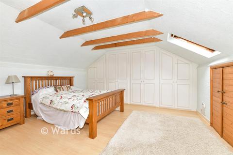 3 bedroom chalet for sale, Swan Green, Sellindge, Kent